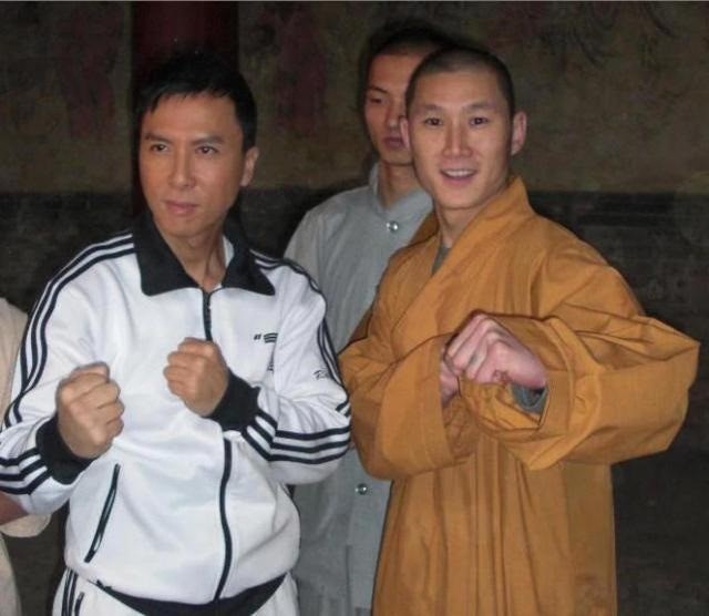 'Thánh Muay Thái' Buakaw tỉ võ với bạn của Chân Tử Đan - ảnh 1