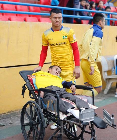 CĐV đặc biệt 'tiếp lửa' cho SLNA tranh Siêu cúp - ảnh 1