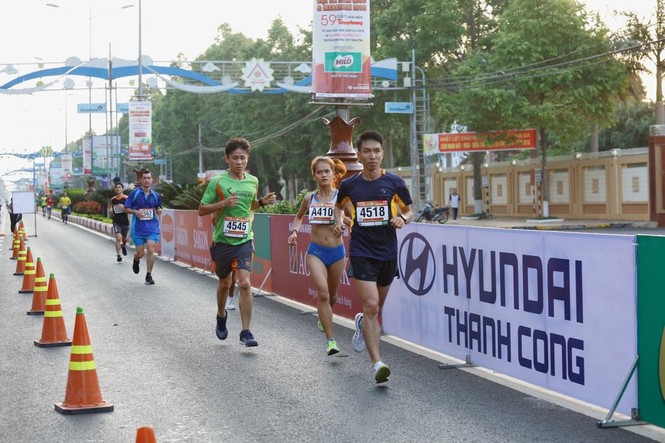 Việt dã Tiền Phong: Tranh đua lúc rạng đông - ảnh 14
