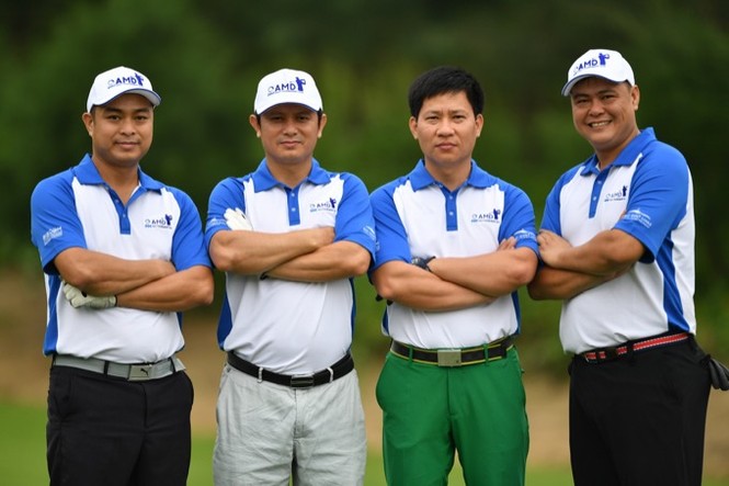Golfer Nguyễn Minh Tuấn vô địch FLC AMD Golf Tournament 2018 - ảnh 2
