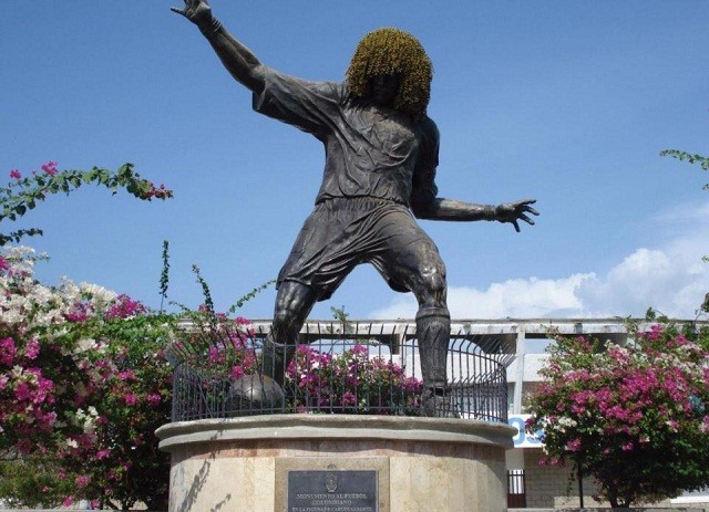 Huyền thoại Valderrama hứa cạo đầu nếu Colombo vô địch World Cup - ảnh 1