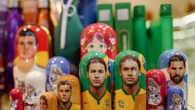 Búp bê Matryoshka 'bổ nhiệm' thủ quân mới cho tuyển Anh - ảnh 2