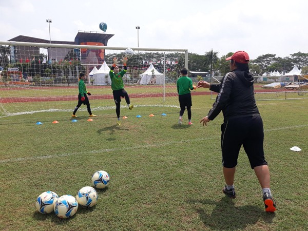 Mục kích buổi tập đầu tiên của tuyển nữ Việt Nam tại ASIAD 2018 - ảnh 8