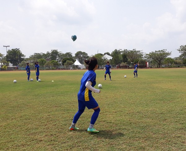 Mục kích buổi tập đầu tiên của tuyển nữ Việt Nam tại ASIAD 2018 - ảnh 9