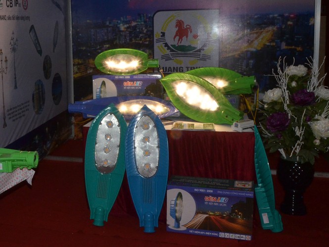 Đèn LED tiết kiệm tới 60% điện năng - ảnh 3