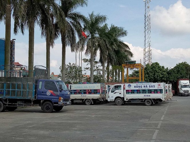 Rúng động vụ tẩu tán vỏ bình gas lúc nửa đêm tại Hưng Yên - ảnh 2