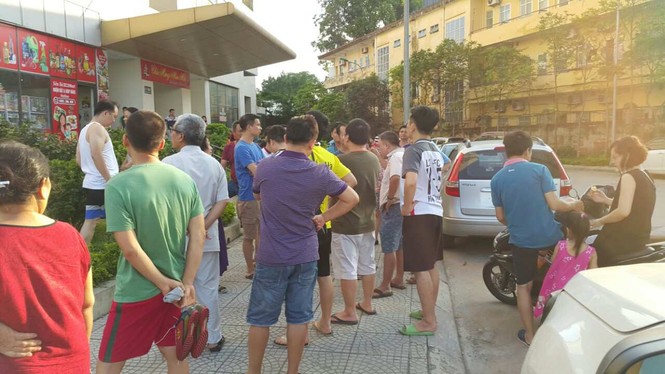 Ống nước sông Đà 'âm thầm' vỡ, cư dân vật vã vì khát nước - ảnh 3