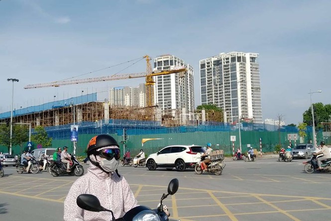 Dự án sập giàn giáo 3 người chết, 'âm thầm' thi công trở lại - ảnh 4