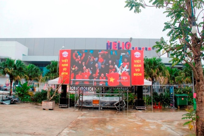 Cổ động viên Đà Nẵng sôi sục, chuẩn bị hết mình cho trận chiến' của U23 - ảnh 1