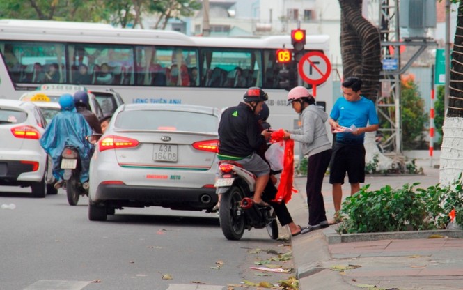 Cổ động viên Đà Nẵng sôi sục, chuẩn bị hết mình cho trận chiến' của U23 - ảnh 5
