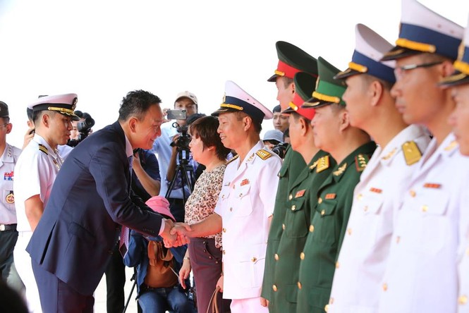 Tàu khu trục của hải quân Hàn Quốc thăm Đà Nẵng - ảnh 2