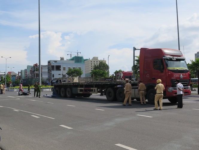 Đà Nẵng tăng giờ cấm xe trên tuyến đường ra cảng - ảnh 1
