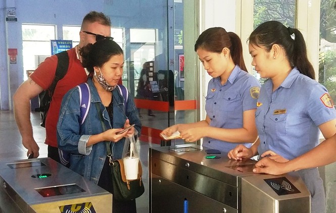 Cận cảnh kiểm soát vé tự động tại ga Sài Gòn - ảnh 9