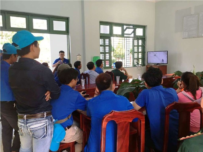 Những cổ động viên 'đặc biệt' của U23 Việt Nam - ảnh 6