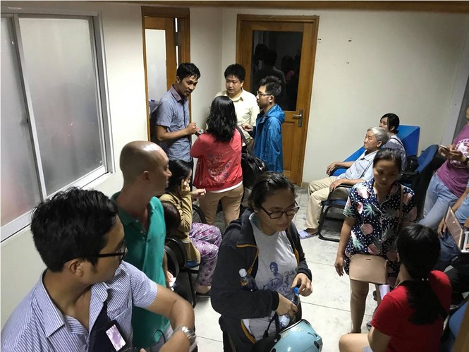 Chủ đầu tư hứa sửa chữa chung cư Carina trong 30 ngày - ảnh 2