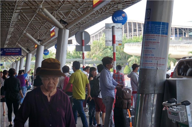 Trở lại Sài Gòn sau kỳ nghỉ lễ, phà Cát Lái kẹt xe kinh hoàng - ảnh 7