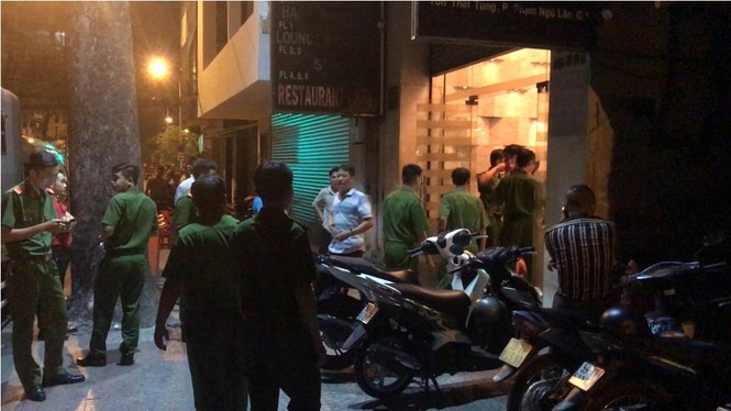 Bên trong hai nhà hàng thác loạn ở trung tâm Sài Gòn - ảnh 10