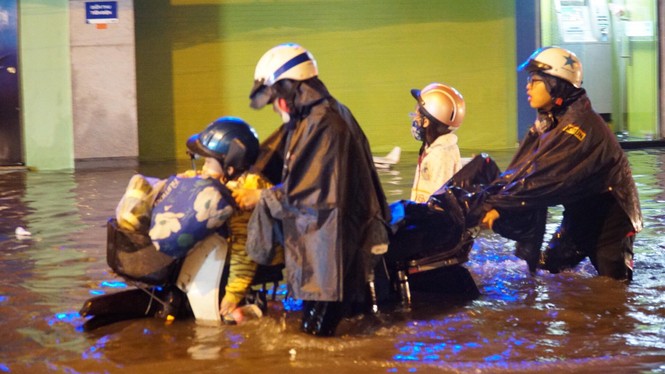 Chủ 'siêu máy bơm' phản bác khi bị nói 'không biết gì về chống ngập' - ảnh 9