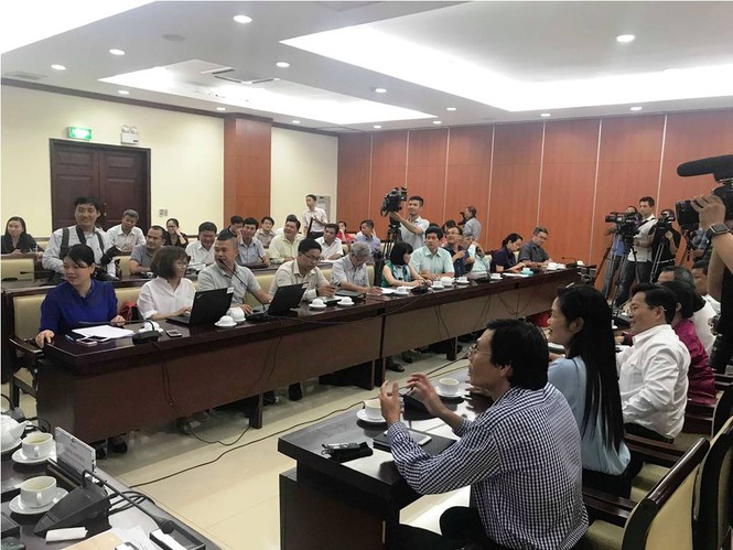Bí thư Thành uỷ TPHCM: Cán bộ sai phạm mà không xử sẽ mất lòng dân - ảnh 1