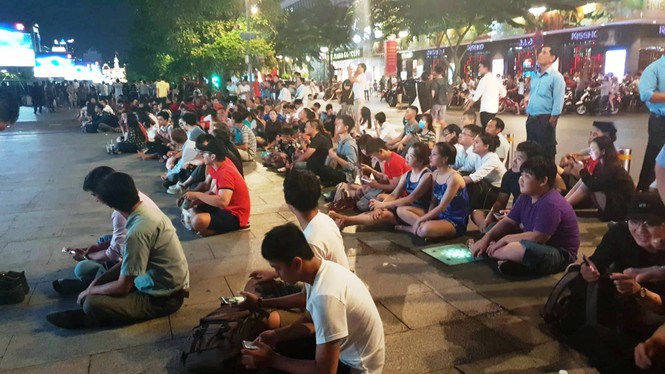Người Sài Gòn cuồng nhiệt đồng hành cùng Olympic Việt Nam - ảnh 7