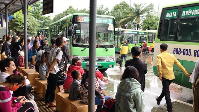 Cửa ngõ Sài Gòn đông nghẹt ngày cuối nghỉ lễ 2/9 - ảnh 14