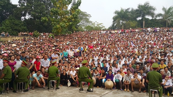 Hàng ngàn người xem xử vụ thảm sát tại Yên Bái - ảnh 2