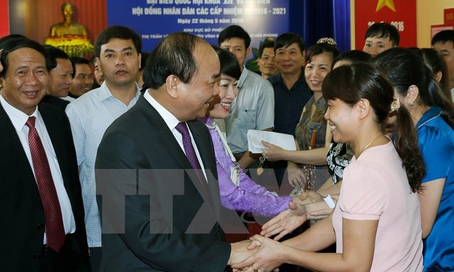 Thủ tướng Nguyễn Xuân Phúc bỏ phiếu bầu cử tại Vĩnh Bảo - ảnh 1