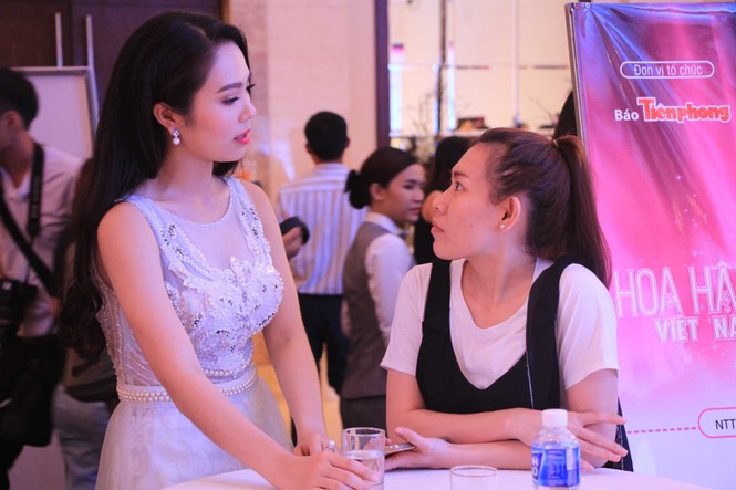 Dàn Hoa hậu, người đẹp đổ bộ họp báo Hoa hậu Việt Nam 2016 - ảnh 10