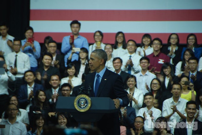 Tổng thống Mỹ Obama gây 'bão' ở GEM - ảnh 2