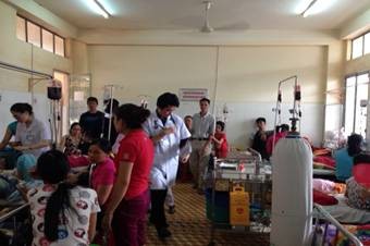 Đăk Lăk: Báo động quá tải tại bệnh viện đa khoa tỉnh - ảnh 2