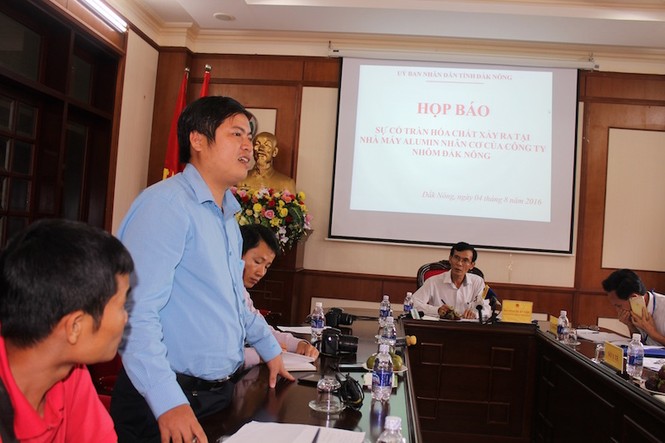 Chưa xác định được nguyên nhân cá chết bất thường ở suối Đắk Dao - ảnh 2
