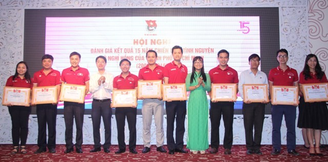 Tổng kết 15 năm chiến dịch tình nguyện Kỳ nghỉ hồng - ảnh 6