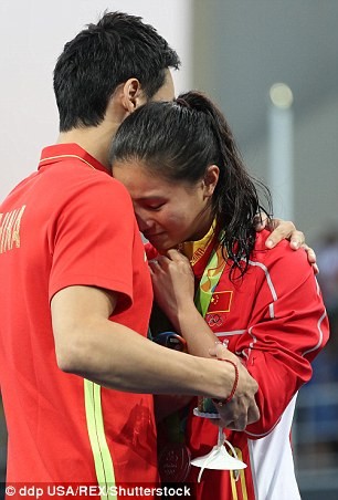 Màn cầu hôn có một không hai ở Olympic 2016 - ảnh 6