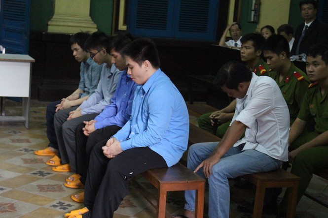 CSGT gọi giang hồ đánh chết người lãnh 12 năm tù - ảnh 1