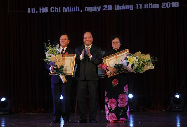 Thủ tướng Nguyễn Xuân Phúc tri ân các thầy giáo, cô giáo cả nước - ảnh 2