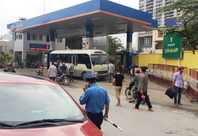 Xe Ninh Bình vẫn bắt khách tại Mỹ Đình dù đã xóa tuyến - ảnh 8