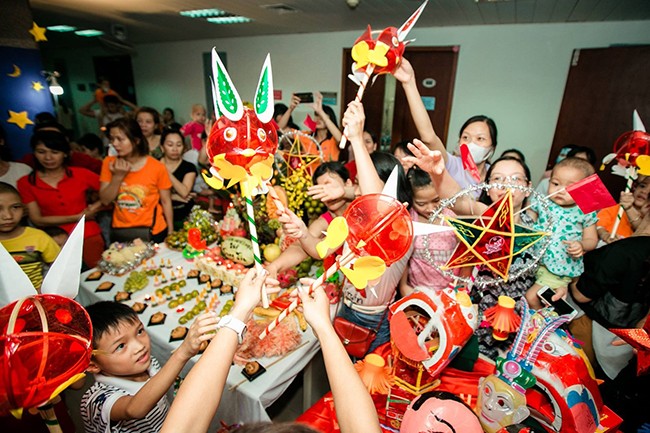 Vui Trung thu cùng các bệnh nhi - ảnh 13