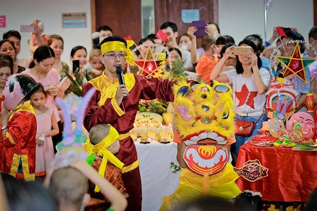 Vui Trung thu cùng các bệnh nhi - ảnh 5