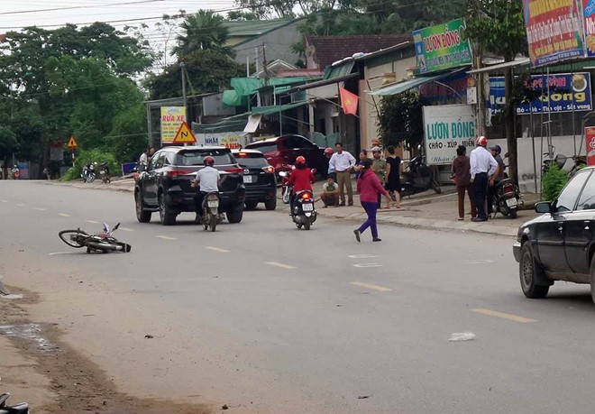 Xe biển xanh gây tai nạn khiến cô giáo về hưu tử vong - ảnh 2