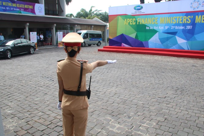 Nhan sắc các nữ cảnh sát hướng dẫn giao thông APEC 2017 - ảnh 5