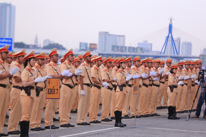 Nhan sắc các nữ cảnh sát hướng dẫn giao thông APEC 2017 - ảnh 9