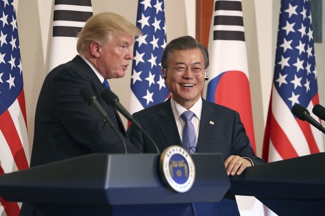 Tổng thống Trump hy vọng không phải dùng biện pháp quân sự với Triều Tiên - ảnh 1