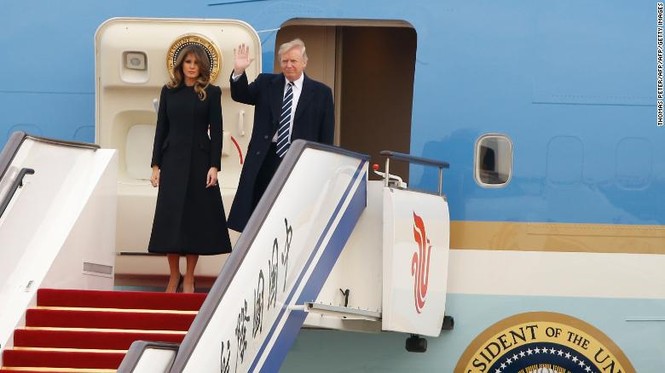 Thăm Trung Quốc, Tổng thống Trump được mời dùng bữa tại Tử Cấm Thành - ảnh 1