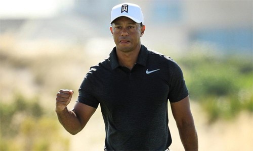 Tiger Woods trở lại ấn tượng ở vòng đầu Hero World Challenge - ảnh 1