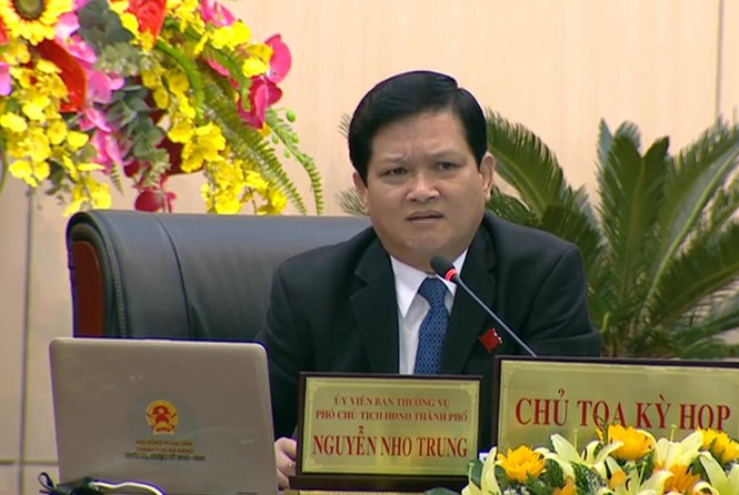 Cử tri tiếp tục đòi lối xuống biển - ảnh 1