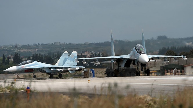 Tổng thống Nga Putin yêu cầu rút quân khỏi Syria - ảnh 1