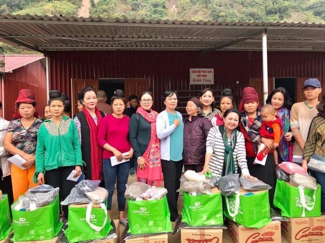 Xây trường học, trao 10 căn nhà tình nghĩa cho đồng bào miền núi - ảnh 2