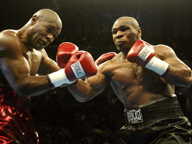 Clip đấm bao cát được công bố: Lý Tiểu Long còn kém xa Mike Tyson? - ảnh 2