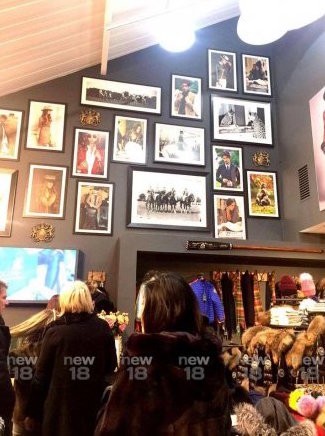 Thái Lan xôn xao vì bức ảnh nghi bà Yingluck đi shopping ở London - ảnh 2