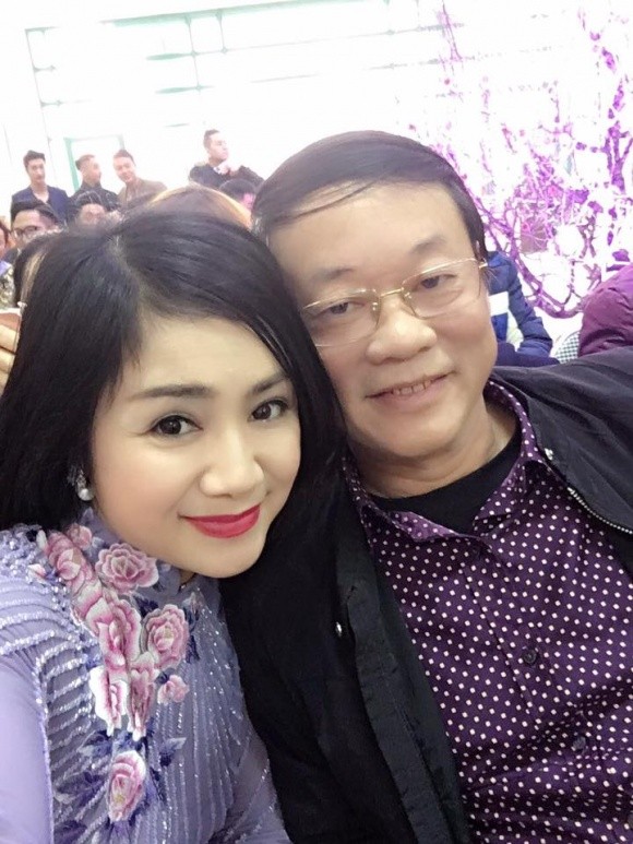 Thu Hà 'Lá ngọc cành vàng' vẫn đẹp rạng ngời dù đã ở tuổi 50 - ảnh 1